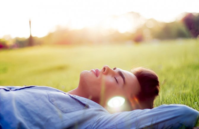 парень, поле, сон, мечты