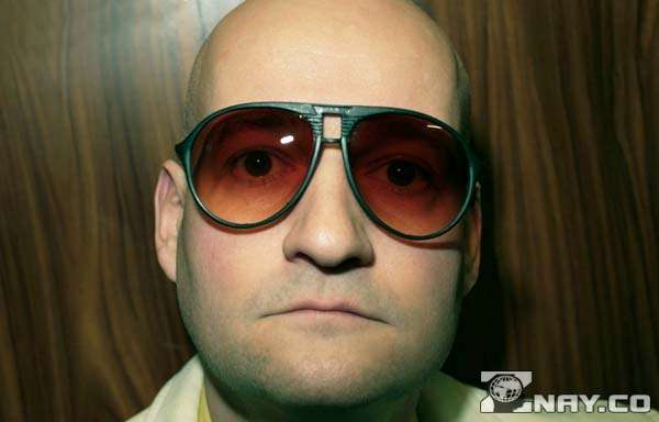 За очками не видно глаз